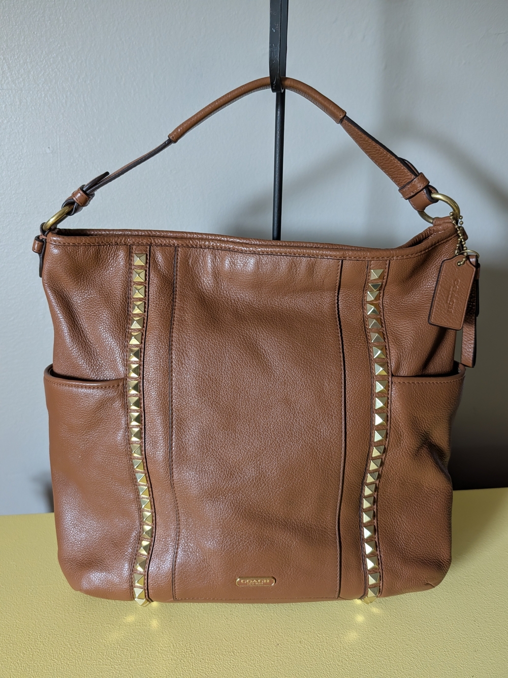 Coach Studded Pebbled Leather Hobo Shoulder Bag Cognac Brown F32898